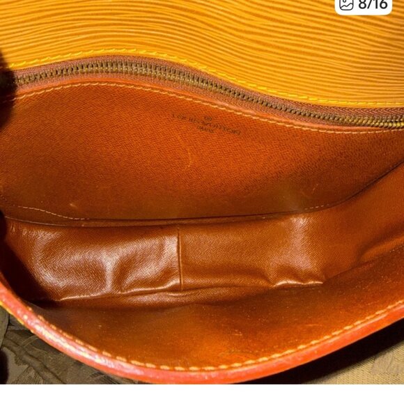 Louis Vuitton Saint Cloud GM Epi Kenyan Fawn Crossbody Saddle Bag LV - Picture 6 of 16